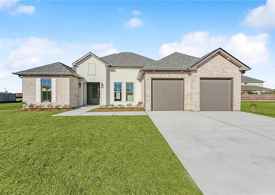 1st image of 127 Pintail Dr