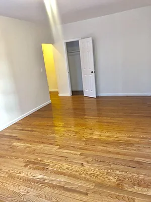 Rented by Silverstreet RE LLC | media 16