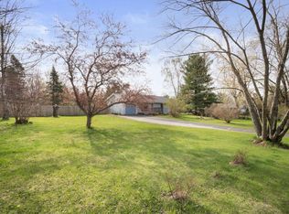 W305S8026 Ellen Dr, Mukwonago, WI 53149
