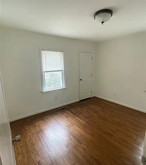 1181 Westview Dr SW — Photo 6