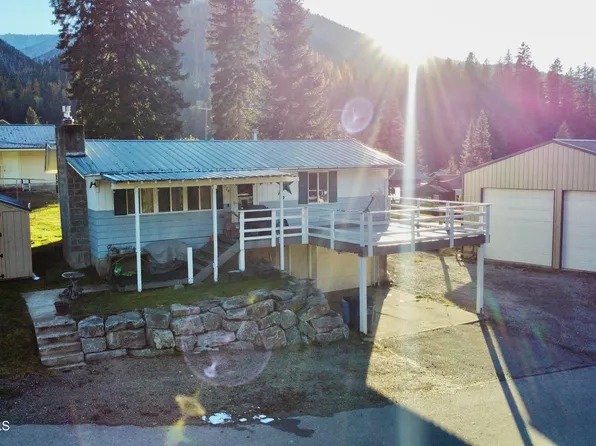 724 Idaho St, Mullan, ID 83846
