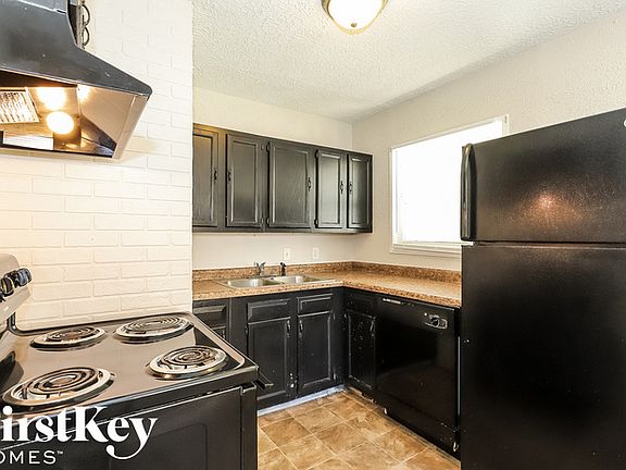 5th image of 3144 Eagledale Dr