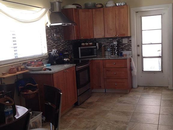 4th image of 3916 W San Miguel St