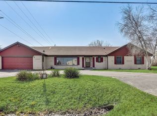 1088 E Steger Rd, Crete, IL 60417