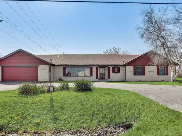 1088 E Steger Rd, Crete, IL 60417