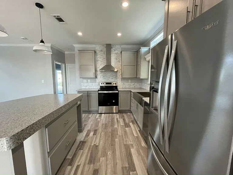 813 Avanti Way Blvd #813 — Photo 6