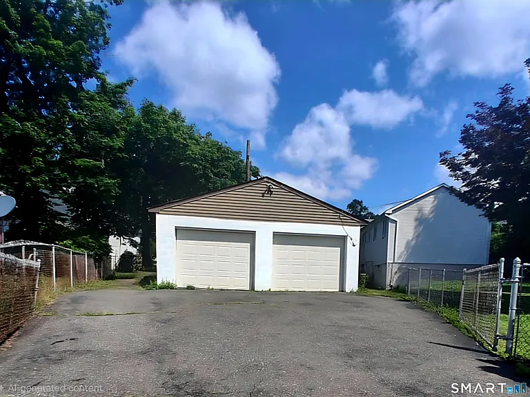 53 Le Clair Ct — Photo 3