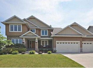 15009 Zinran Ave, Savage, MN 55378