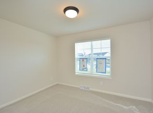 W198N5497 Magnolia Ct, Menomonee Falls, WI 53051