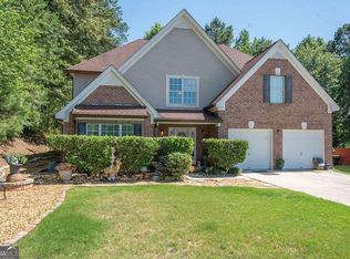 1285 Dresden Cir, Hampton, GA 30228