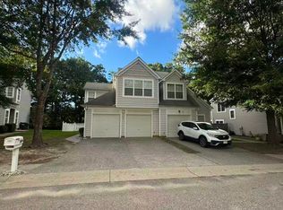 109 Kristin Ct #1, Yorktown, VA 23692