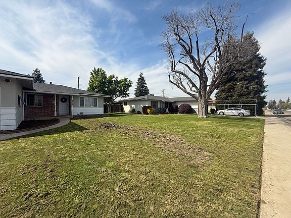 3rd image of 2505 S Encina St