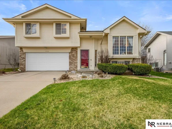 15511 Josephine St, Omaha, NE 68138