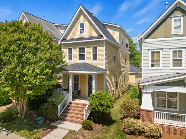2240 Dunlin Ln, Raleigh, NC 27614