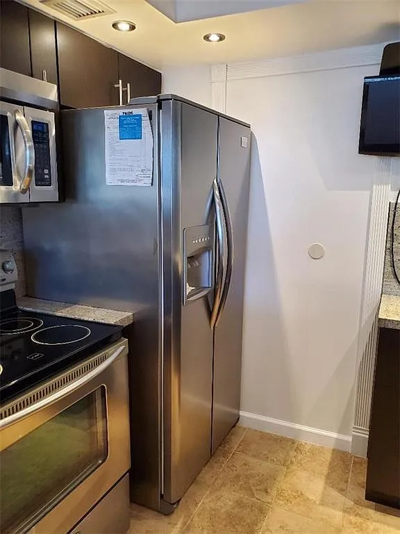 1 bed, 1.0 bath, 852 sqft, $1,650 — Photo 4