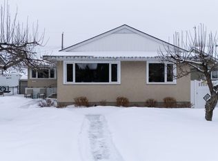 7719 71st Ave NW, Edmonton, AB T6C 0A9