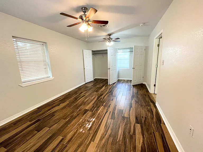 344 N Orange St #1 — Photo 7