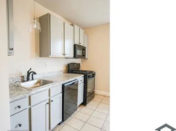 2813 W Mulberry St, Baltimore, MD 21223