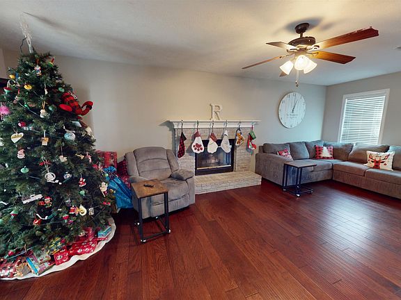 5th image of 342 Oakleigh Dr