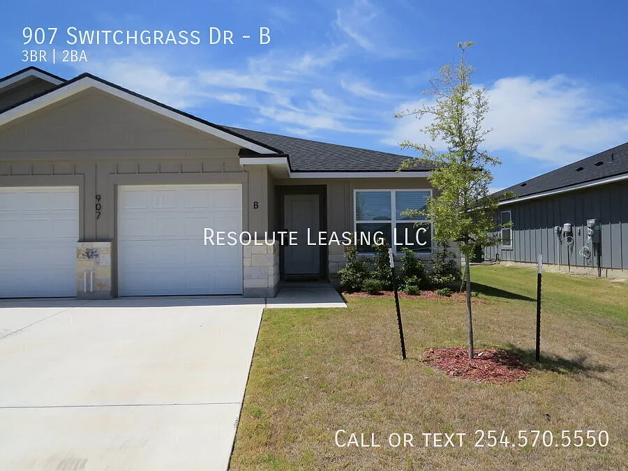 "Charming 3-Bed Duplex with Granite Elegance at 907 Switchgrass Dr, Killeen!" — Photo 2