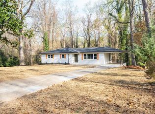 311 Lynnwood Dr, Woodstock, GA 30188