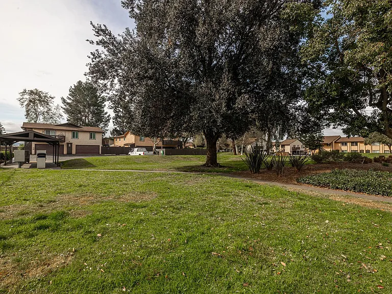 10331 Restful Ct — Photo 20