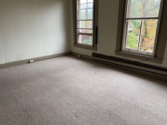 Kitchen - Living Room Combo