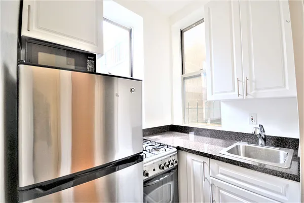 Rented by Bold New York | media 13