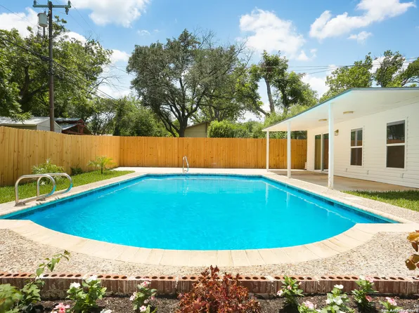 446 Savannah Dr, San Antonio, TX 78213