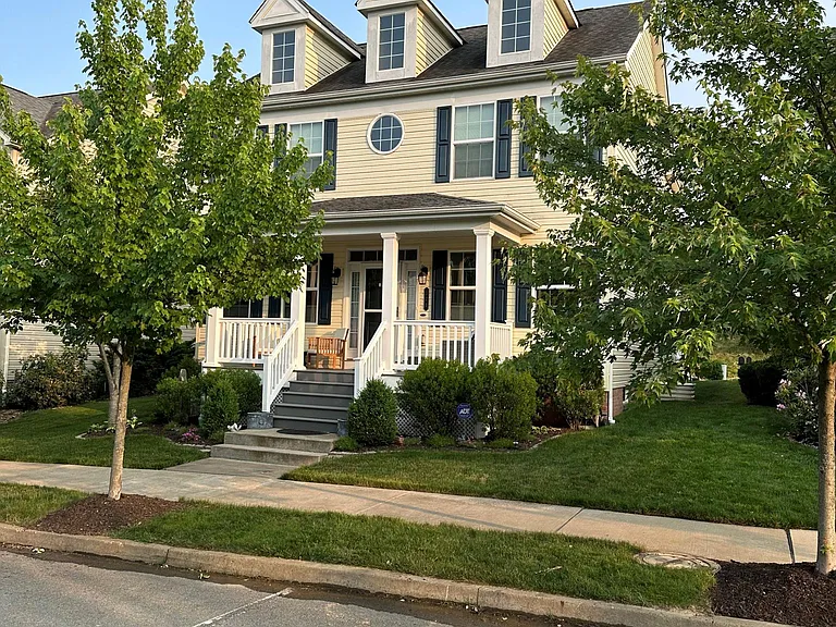 371 Wealdstone Rd — Photo 3