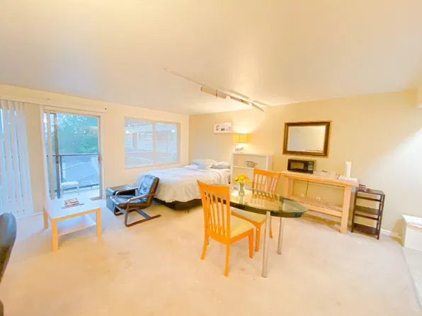 6504 35th Ave NE, Seattle, WA