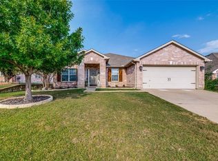 2708 Logan Dr, Mansfield, TX 76063