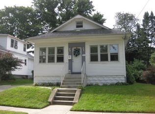 1632 Sycamore St, Haddon Heights, NJ 08035