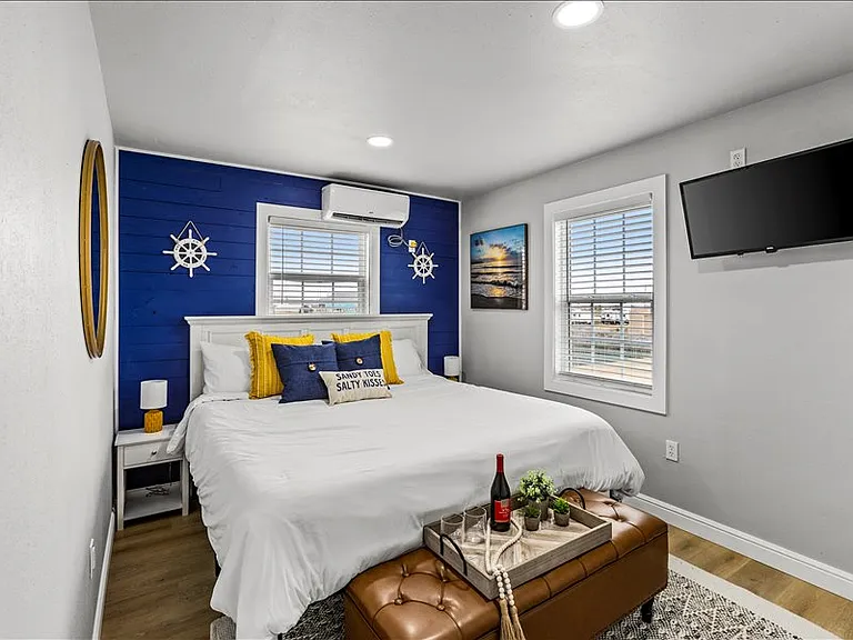 252 Flamingo St — Photo 16