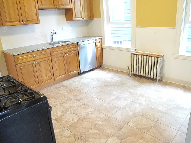 21 Madison St #1 — Photo 1