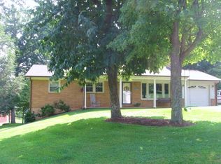 327 Shady Sq, Galax, VA 24333