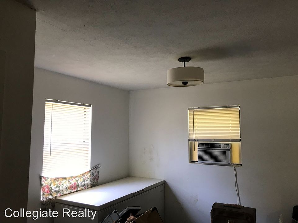 2nd image of 1213 Central St #1/2
