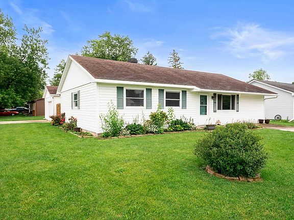 2nd image of 2801 W Brookfield Dr