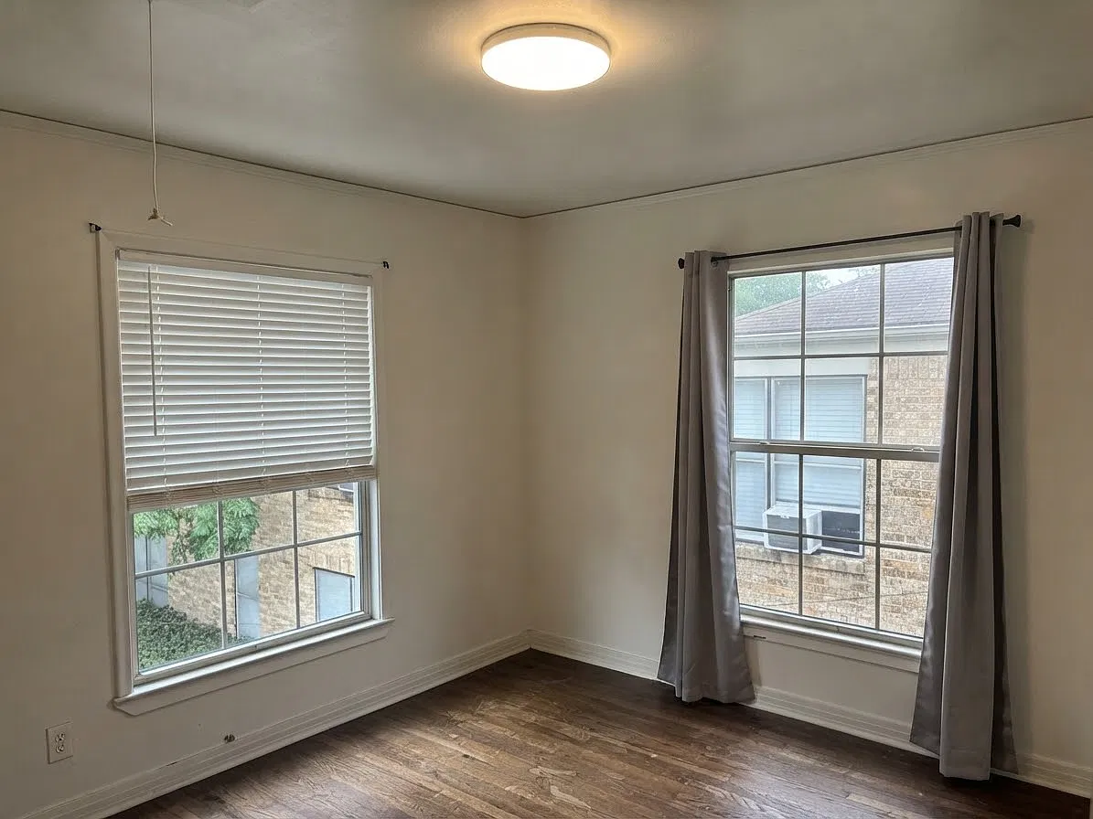 2 bed, 815 sqft, $1,500 — Photo 2