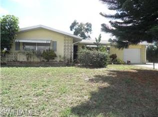 1018 SE 43rd Ter, Cape Coral, FL 33904