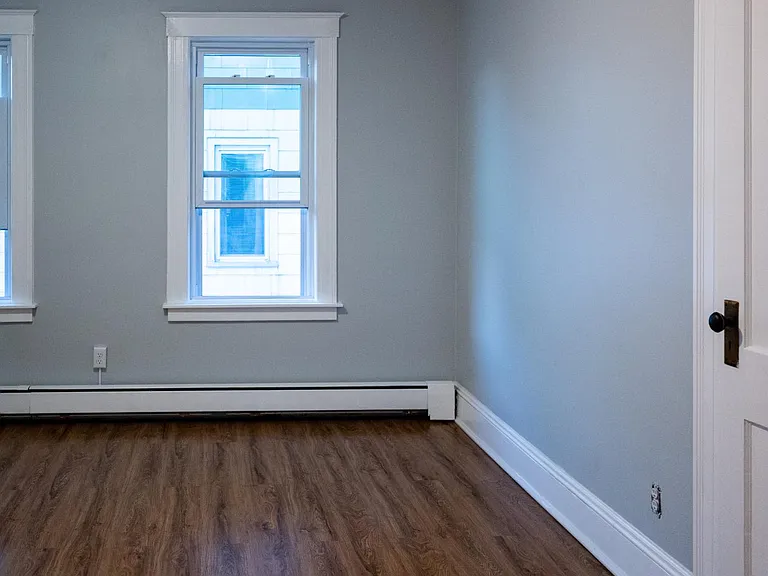 29 Curtin Ave #2 — Photo 14