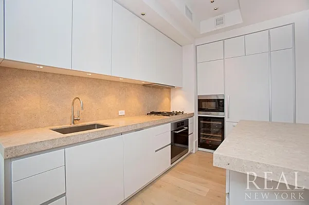 Rented by REAL New York | media 18