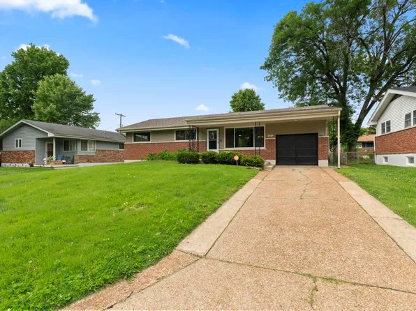 2227 Lovett Dr, Saint Louis, MO 63136