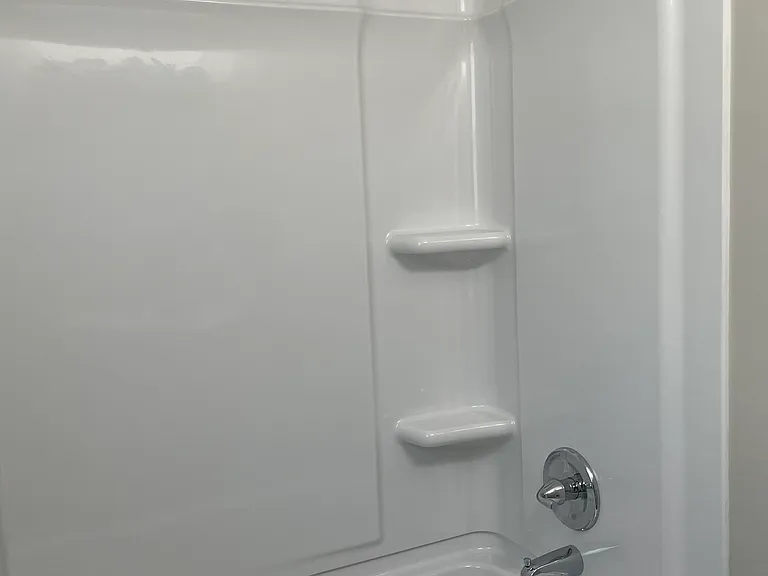 202 Elizabeth Dr — Photo 12