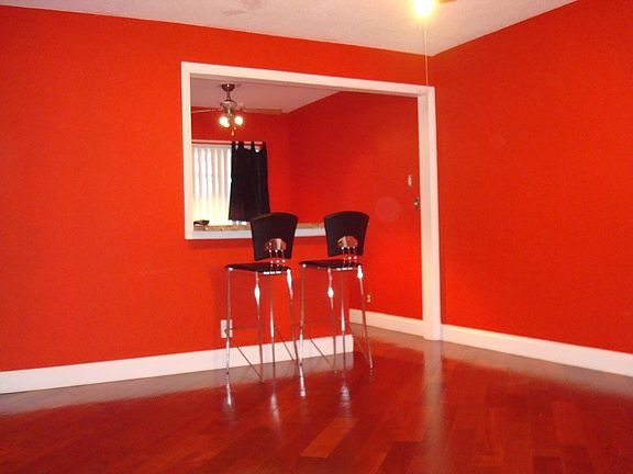 3rd image of 17 NE 2nd Ave APT 208