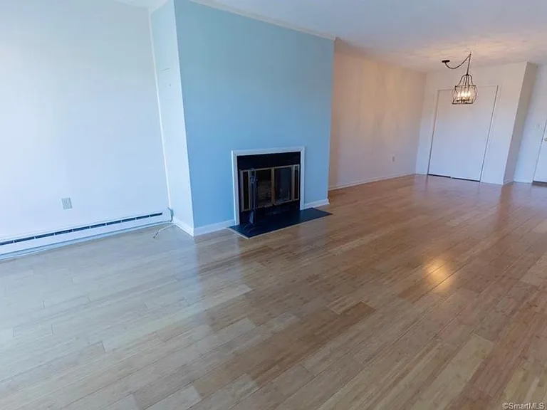 90 Kane St #B11 — Photo 8