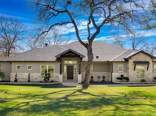 124 N Tranquility, La Vernia, TX 78121
