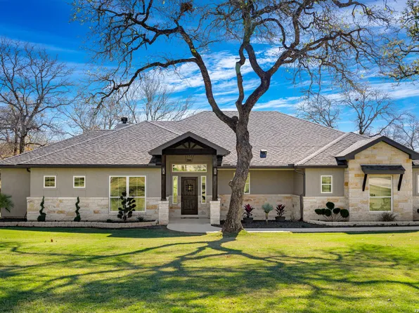 124 N Tranquility, La Vernia, TX 78121