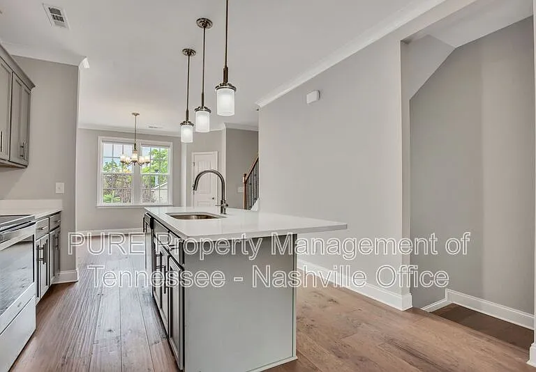 201 H Burns Ave — Photo 4