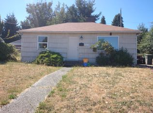 9715 34th Ave SW, Seattle, WA 98126